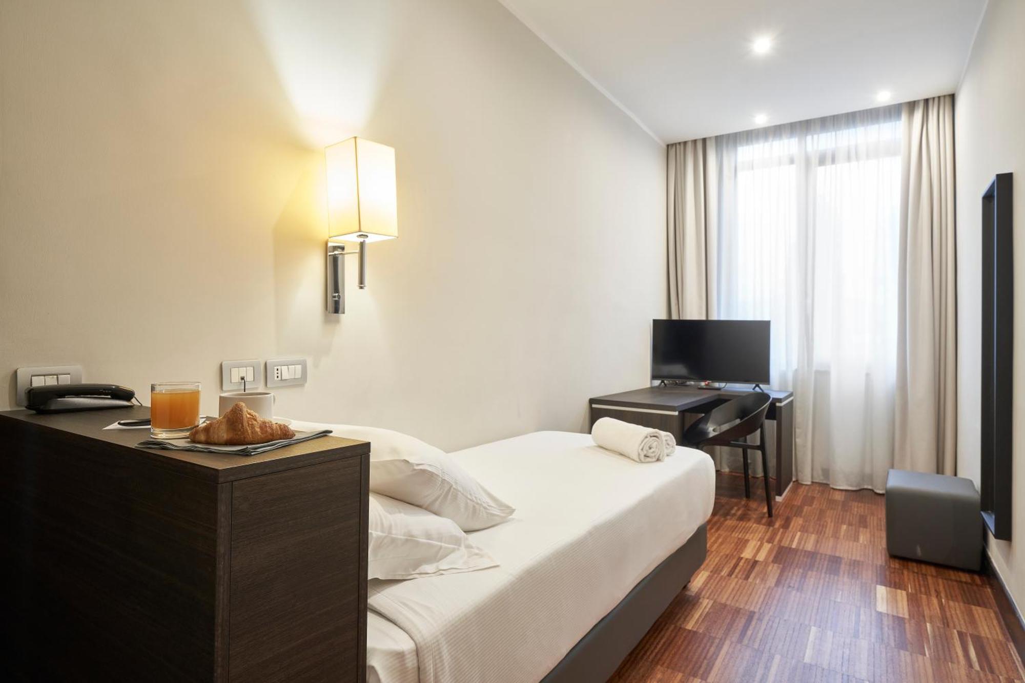 Hotel Leonardo Da Vinci Флоренция Экстерьер фото