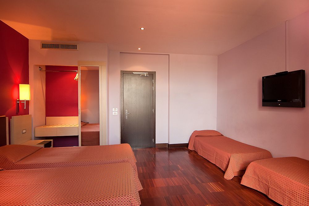 Hotel Leonardo Da Vinci Флоренция Экстерьер фото