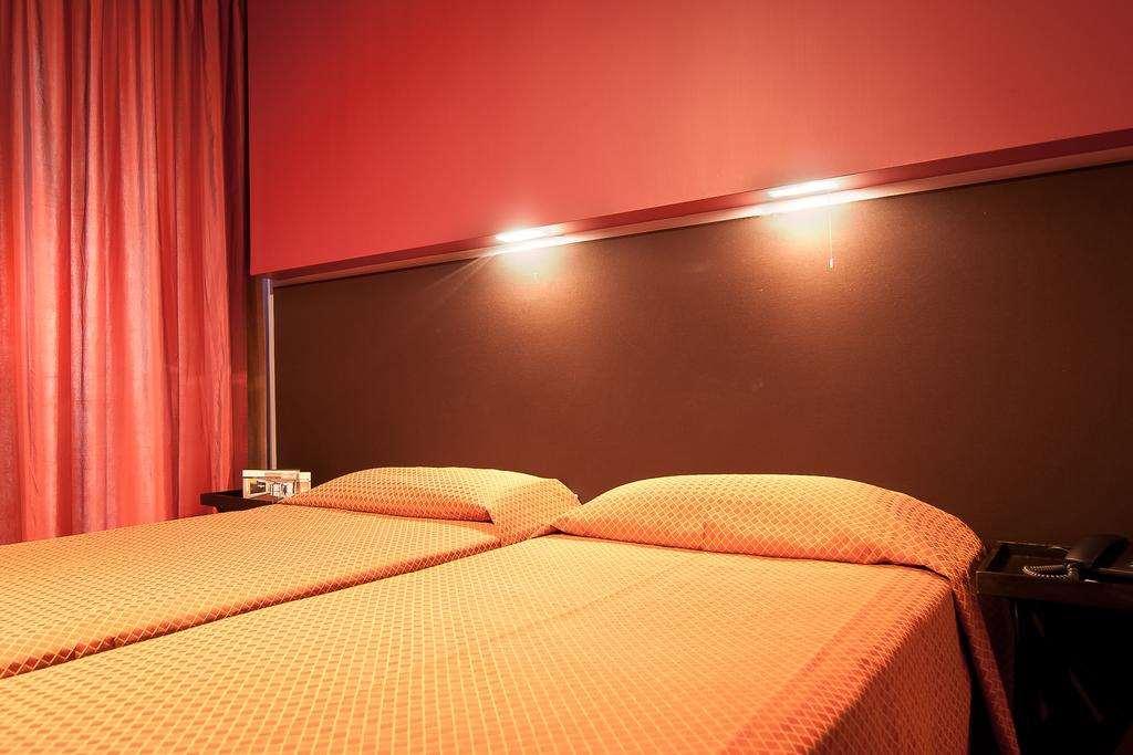 Hotel Leonardo Da Vinci Флоренция Номер фото
